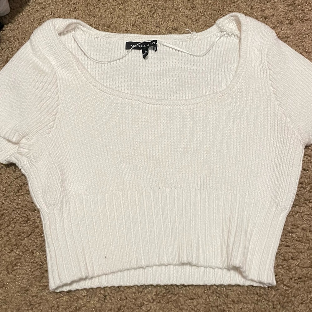 Kendall & Kylie knit top size small